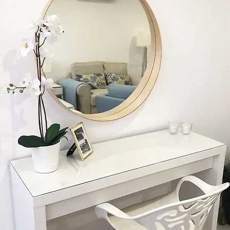 Estudios Marina 빌라모라